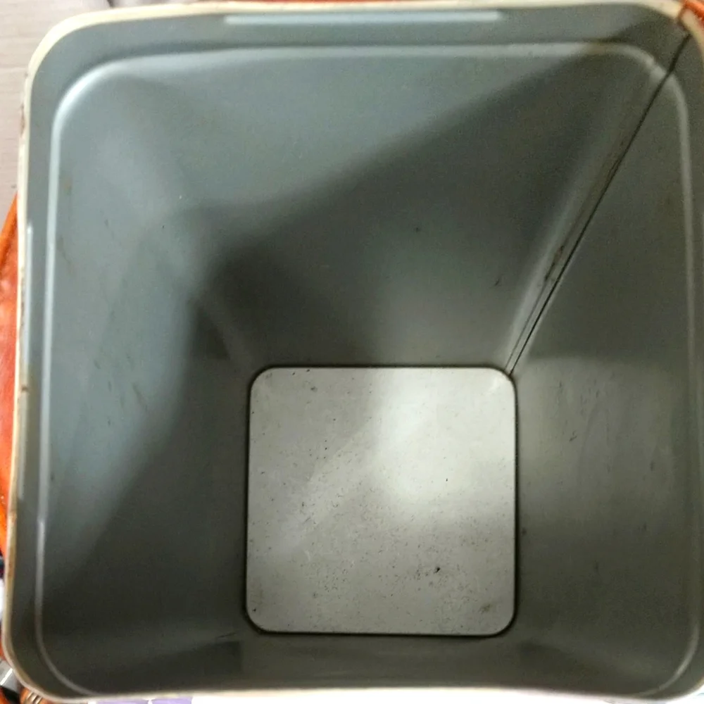 Vintage 1969 Metal Canister Nabisco Premium Saltine Crackers Tin Box - Picture 7 of 16